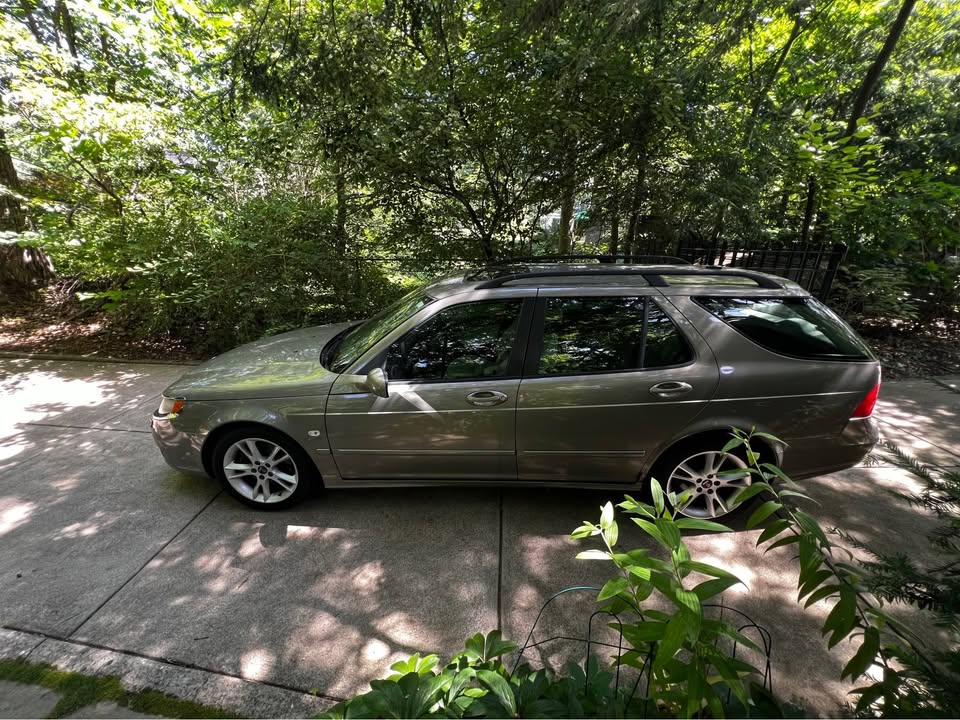 The Pepper Green One-Owner 9-5, seller photo 4